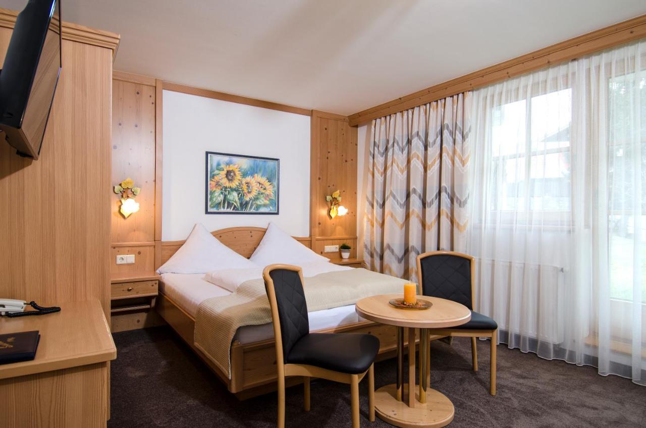 אישגל Hotel Garni Subretta מראה חיצוני תמונה