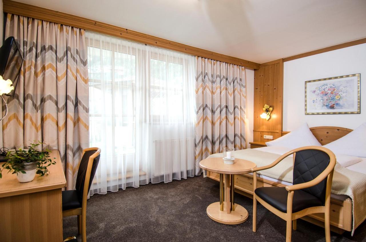 אישגל Hotel Garni Subretta מראה חיצוני תמונה