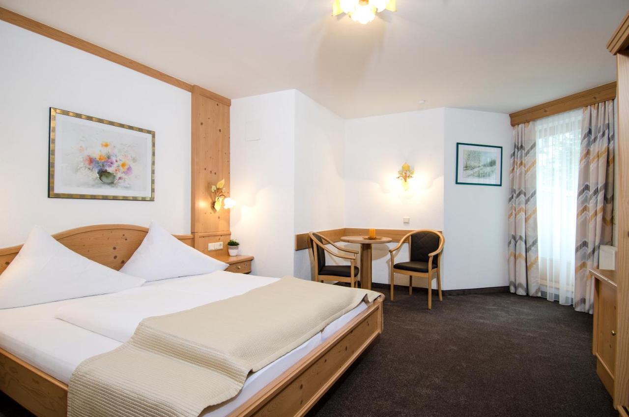 אישגל Hotel Garni Subretta מראה חיצוני תמונה
